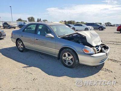 Czwarte zdjęcie samochodu z boku: 2001 TOYOTA CAMRY LE V6 VIN:JT2BF22K510319535 - miniatura