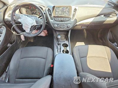 Zdjęcie 8 z 12 samochodu: 2020 CHEVROLET MALIBU RS VIN:1G1ZG5ST9LF047187 - miniatura