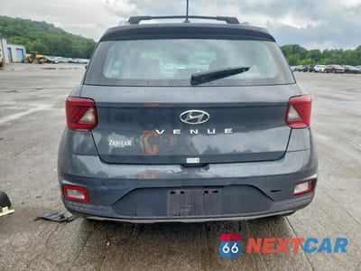 Zdjęcie 6 z 14 samochodu: 2024 HYUNDAI VENUE LIMITED VIN:KMHRC8A32RU283833 - miniatura
