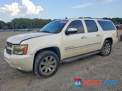 2010 CHEVROLET SUBURBAN C1500 LTZ 1GNUCKE02AR134364 - główne zdjęcie licytacji z USA - miniatura