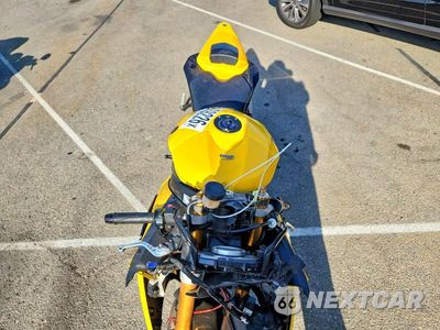 Piąte zdjęcie samochodu w środku: 2016 YAMAHA YZFR6 C VIN:JYARJ16Y1GA010284 - miniatura