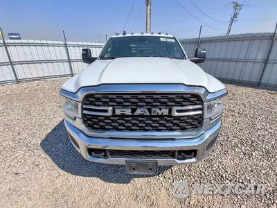 Piąte zdjęcie samochodu w środku: 2024 RAM 3500 VIN:3C7WRTCLXRG203447 - miniatura