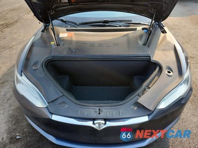 Zdjęcie 11 z 12 samochodu: 2017 TESLA MODEL S VIN:5YJSA1E15HF200057 - miniatura