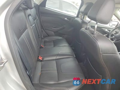Zdjęcie 10 z 12 samochodu: 2012 FORD FOCUS SEL VIN:1FAHP3H22CL314537 - miniatura