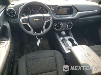 Zdjęcie 8 z 13 samochodu: 2021 CHEVROLET BLAZER 2LT VIN:3GNKBCRSXMS543662 - miniatura