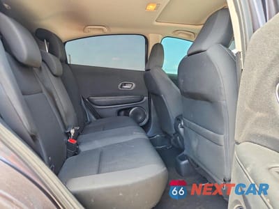 Zdjęcie 10 z 13 samochodu: 2022 HONDA HR-V EX VIN:3CZRU5H53NM738950 - miniatura