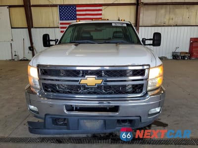 Piąte zdjęcie samochodu w środku: 2012 CHEVROLET SILVERADO K3500 LT VIN:1GB4K0CL1CF216799 - miniatura