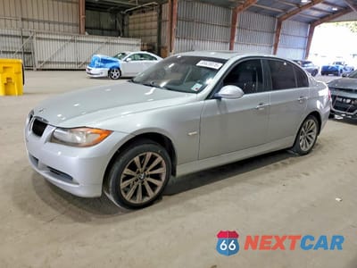 2006 BMW 325 I WBAVB13586PT21956 - główne zdjęcie licytacji z USA - miniatura