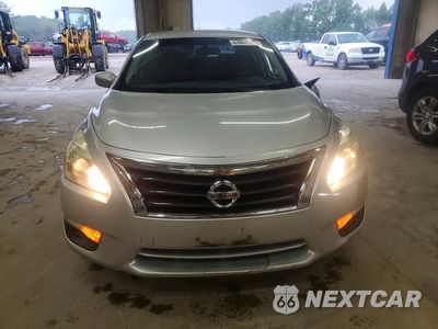 Piąte zdjęcie samochodu w środku: 2014 NISSAN ALTIMA SV VIN:1N4AL3AP7EC106434 - miniatura