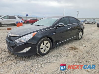 2012 HYUNDAI SONATA HYBRID KMHEC4A42CA028592 - główne zdjęcie licytacji z USA - miniatura