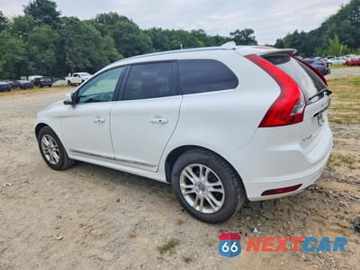 Drugie zdjęcie samochodu z przodu: 2016 VOLVO XC60 T5 PREMIER VIN:YV4612RK4G2825249 - miniatura