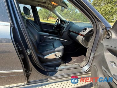 Piąte zdjęcie samochodu w środku: 2010 MERCEDES-BENZ GL 450 4MATIC VIN:4JGBF7BE7AA612986 - miniatura
