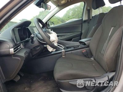 Zdjęcie 7 z 13 samochodu: 2022 HYUNDAI ELANTRA SEL VIN:KMHLM4AGXNU331670 - miniatura