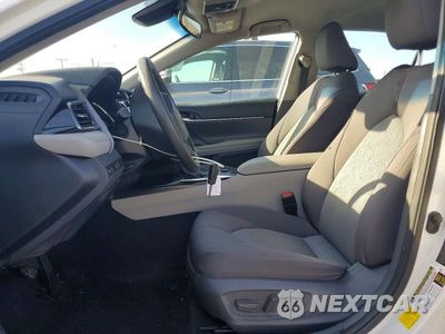 Zdjęcie 7 z 12 samochodu: 2020 TOYOTA CAMRY LE VIN:4T1C11AK7LU859241 - miniatura