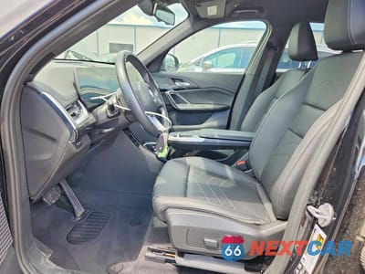 Zdjęcie 7 z 13 samochodu: 2025 BMW X1 XDRIVE28I VIN:WBX73EF06S5261104 - miniatura