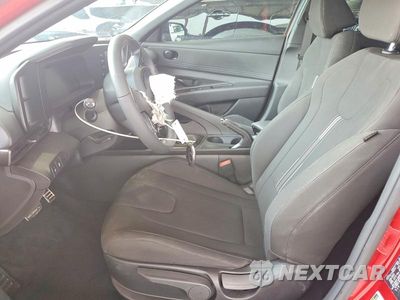 Zdjęcie 7 z 12 samochodu: 2025 HYUNDAI ELANTRA SEL SPORT VIN:KMHLM4DG4SU058586 - miniatura