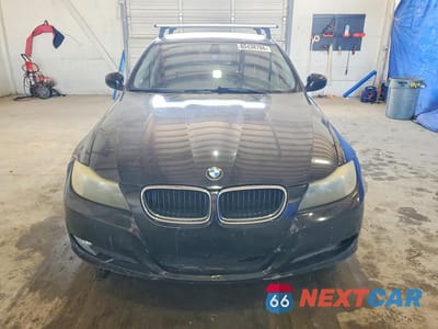 Piąte zdjęcie samochodu w środku: 2010 BMW 328 I SULEV VIN:WBAPH5C54AA439335 - miniatura