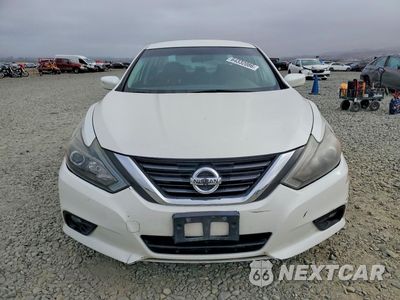Piąte zdjęcie samochodu w środku: 2016 NISSAN ALTIMA 2.5 SR VIN:1N4AL3AP6GC178258 - miniatura