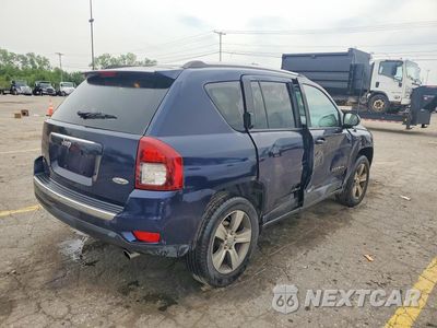Trzecie zdjęcie samochodu z tyłu: 2016 JEEP COMPASS LATITUDE VIN:1C4NJDEB7GD772244 - miniatura
