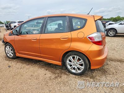 Drugie zdjęcie samochodu z przodu: 2010 HONDA FIT SPORT VIN:JHMGE8H44AS020102 - miniatura