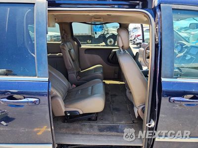 Zdjęcie 11 z 14 samochodu: 2016 CHRYSLER TOWN & COUNTRY TOURING VIN:2C4RC1BG5GR228493 - miniatura