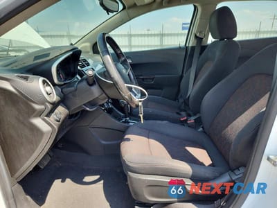 Zdjęcie 7 z 12 samochodu: 2017 CHEVROLET SONIC LT VIN:1G1JD6SB0H4153601 - miniatura