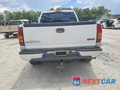 Zdjęcie 6 z 12 samochodu: 2002 GMC NEW SIERRA K1500 VIN:2GTEK19T821345108 - miniatura