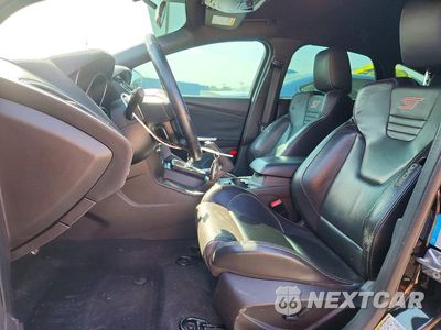 Zdjęcie 7 z 13 samochodu: 2014 FORD FOCUS ST VIN:1FADP3L96EL418728 - miniatura
