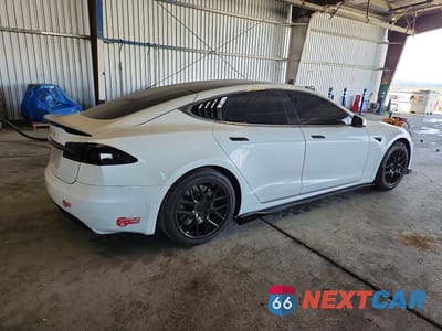 Trzecie zdjęcie samochodu z tyłu: 2017 TESLA MODEL S VIN:5YJSA1E27HF197168 - miniatura