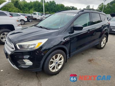2018 FORD ESCAPE SE 1FMCU9GD2JUC38341 - główne zdjęcie licytacji z USA - miniatura
