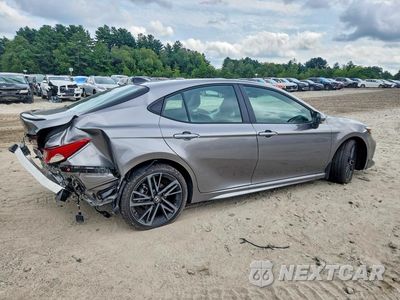 Trzecie zdjęcie samochodu z tyłu: 2026 TOYOTA CAMRY XSE VIN:4T1DBADKXTU545970 - miniatura
