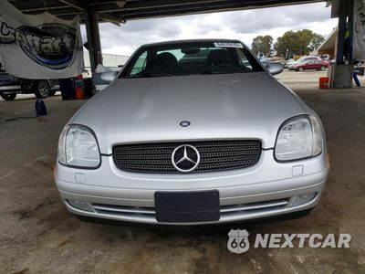Piąte zdjęcie samochodu w środku: 1999 MERCEDES-BENZ SLK 230 KOMPRESSOR VIN:WDBKK47F0XF125705 - miniatura