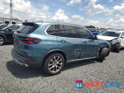 Trzecie zdjęcie samochodu z tyłu: 2025 BMW X5 XDRIVE40I VIN:5UX23EU0XS9Y20848 - miniatura