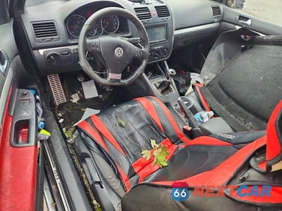 Zdjęcie 8 z 13 samochodu: 2007 VOLKSWAGEN NEW GTI VIN:WVWEV71K97W095990 - miniatura
