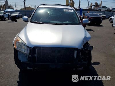Piąte zdjęcie samochodu w środku: 2011 TOYOTA RAV4 LIMITED VIN:JTMDK4DVXB5103859 - miniatura