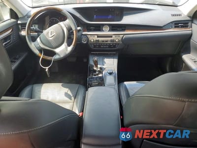 Zdjęcie 8 z 12 samochodu: 2015 LEXUS ES 350 VIN:JTHBK1GGXF2157834 - miniatura