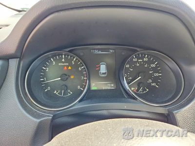 Zdjęcie 9 z 14 samochodu: 2017 NISSAN ROGUE SV VIN:JN8AT2MV7HW271440 - miniatura