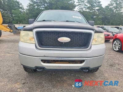 Piąte zdjęcie samochodu w środku: 2006 FORD F150 VIN:1FTPX14V56NB71926 - miniatura