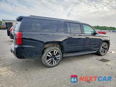 Trzecie zdjęcie samochodu z tyłu: 2018 CHEVROLET SUBURBAN K1500 PREMIER VIN:1GNSKJKC5JR261399 - miniatura