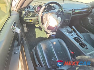 Zdjęcie 8 z 13 samochodu: 2007 MAZDA MX-5 MIATA VIN:JM1NC25F070126763 - miniatura