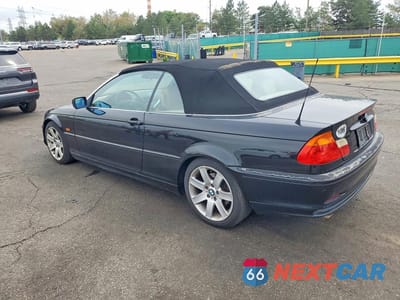 Drugie zdjęcie samochodu z przodu: 2001 BMW 325 CI VIN:WBABS33421JY41989 - miniatura