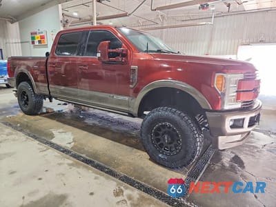 Czwarte zdjęcie samochodu z boku: 2017 FORD F250 SUPER DUTY VIN:1FT7W2BT1HEB83469 - miniatura