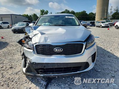 Piąte zdjęcie samochodu w środku: 2020 KIA SORENTO LX VIN:5XYPGDA37LG702499 - miniatura