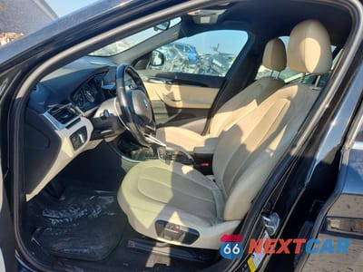 Zdjęcie 7 z 13 samochodu: 2018 BMW X1 XDRIVE28I VIN:WBXHT3C38J5F91772 - miniatura