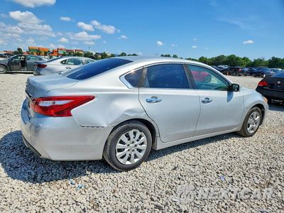 Trzecie zdjęcie samochodu z tyłu: 2016 NISSAN ALTIMA 2.5 S VIN:1N4AL3AP4GN354387 - miniatura