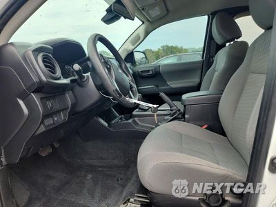 Zdjęcie 7 z 12 samochodu: 2022 TOYOTA TACOMA SR VIN:3TYRX5GN5NT060706 - miniatura