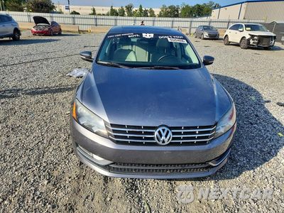 Piąte zdjęcie samochodu w środku: 2013 VOLKSWAGEN PASSAT SE VIN:1VWBM7A36DC019121 - miniatura