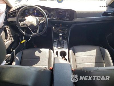 Zdjęcie 8 z 12 samochodu: 2023 VOLKSWAGEN JETTA SE VIN:3VW7M7BU9PM059855 - miniatura
