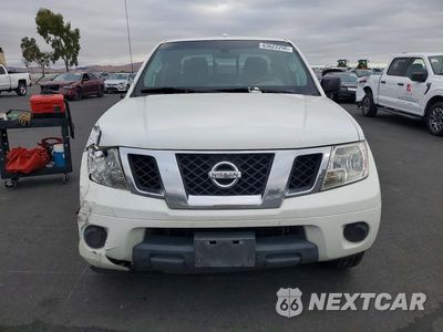 Piąte zdjęcie samochodu w środku: 2015 NISSAN FRONTIER SV VIN:1N6AD0ER8FN768396 - miniatura