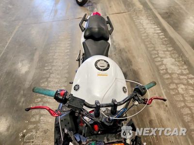 Piąte zdjęcie samochodu w środku: 2013 YAMAHA FZ6 R VIN:JYARJ18E9DA010659 - miniatura